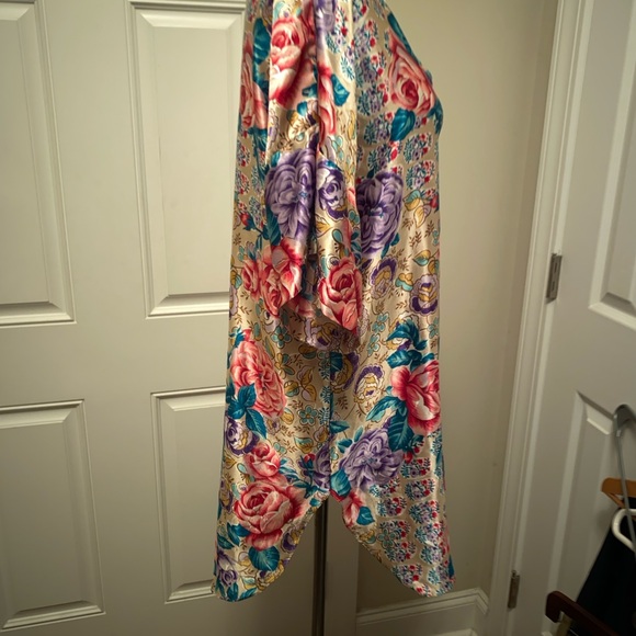 Adonna Gown & Robe - Picture 6 of 15